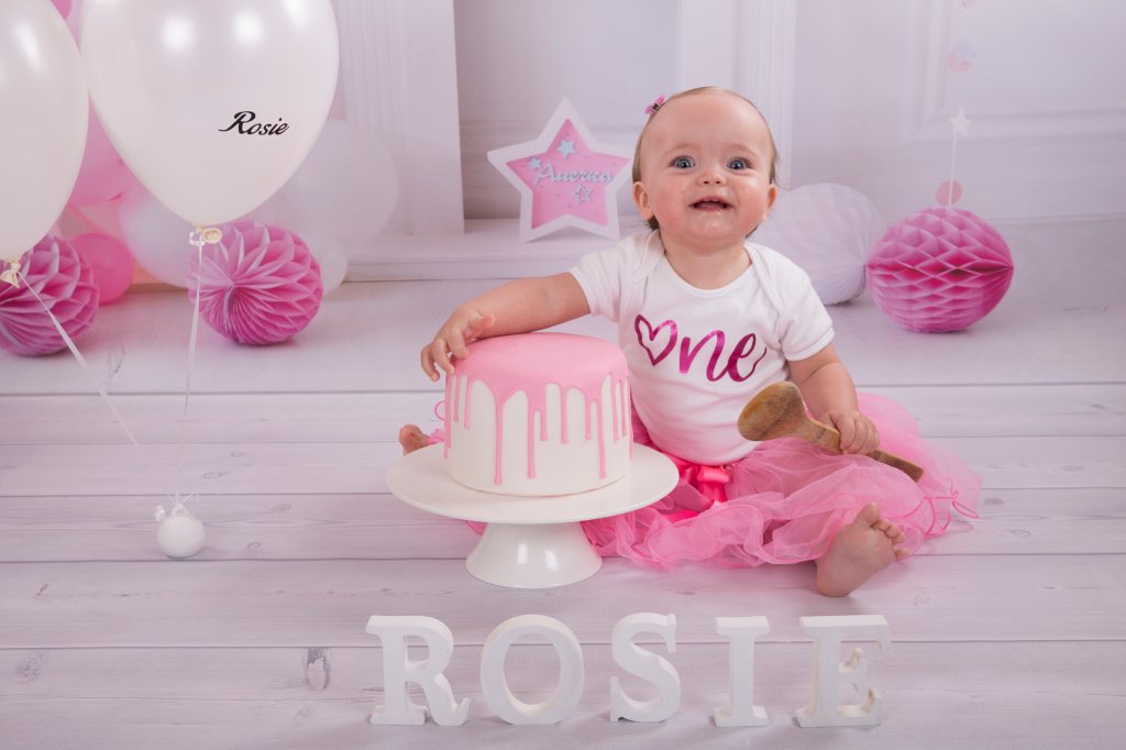 We love a cake smash!