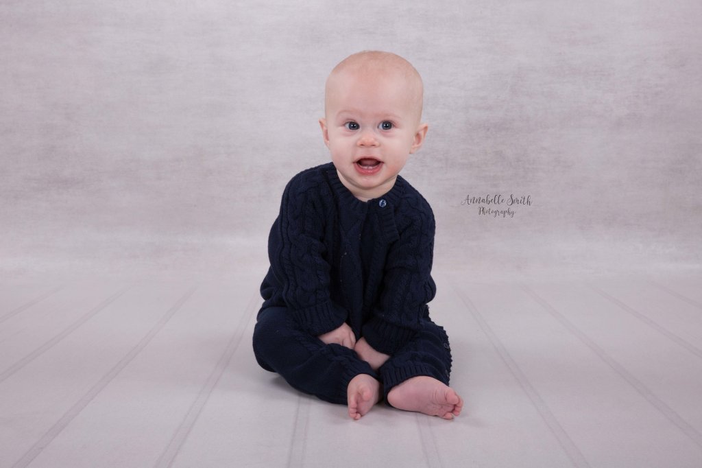 Newborn-Sitter-Cake smash!