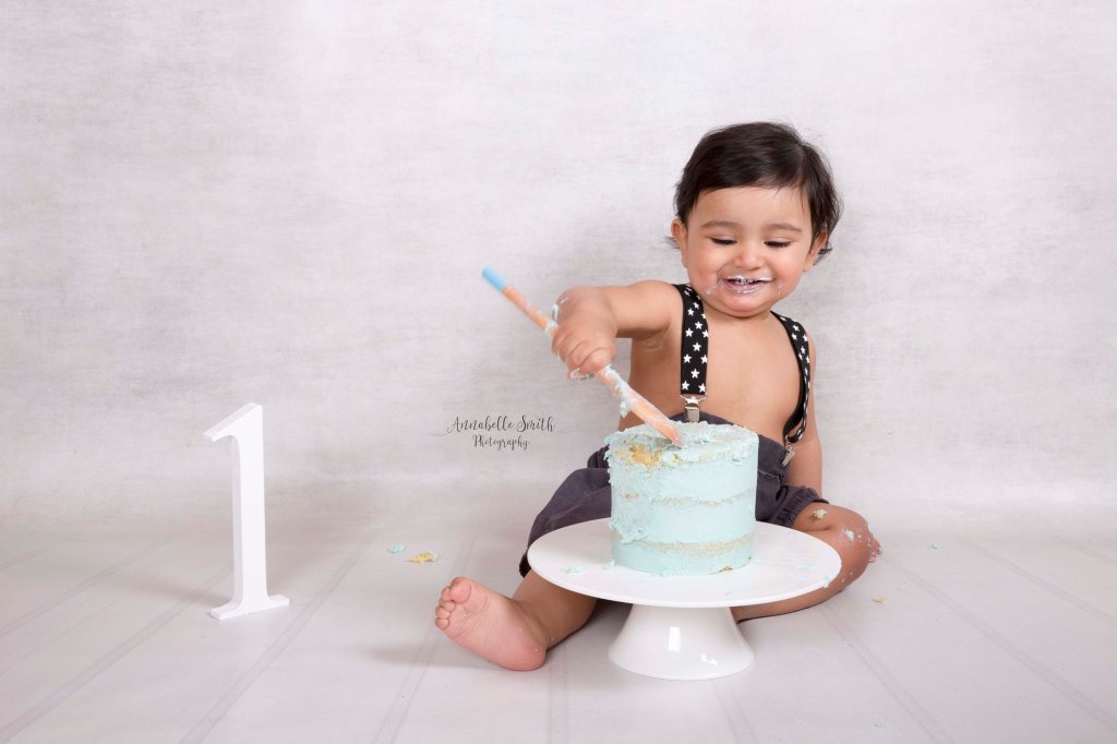 Have you booked your little one’s cake smash for&nbsp;2022?